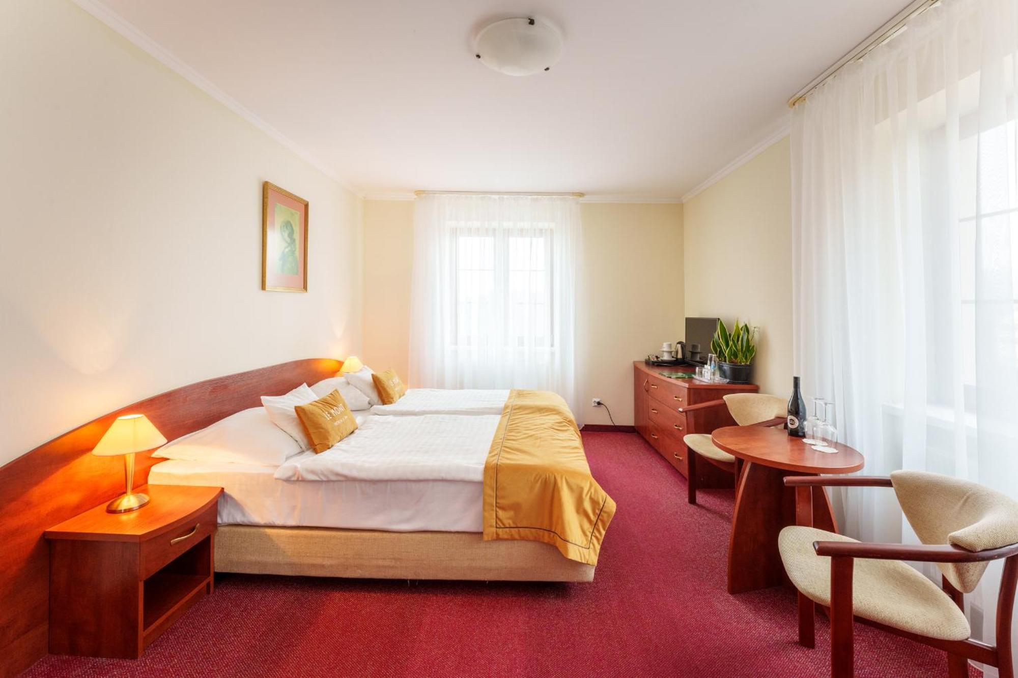 Hotel Le Mont Medical & Spa Swieradow-Zdroj Exterior foto