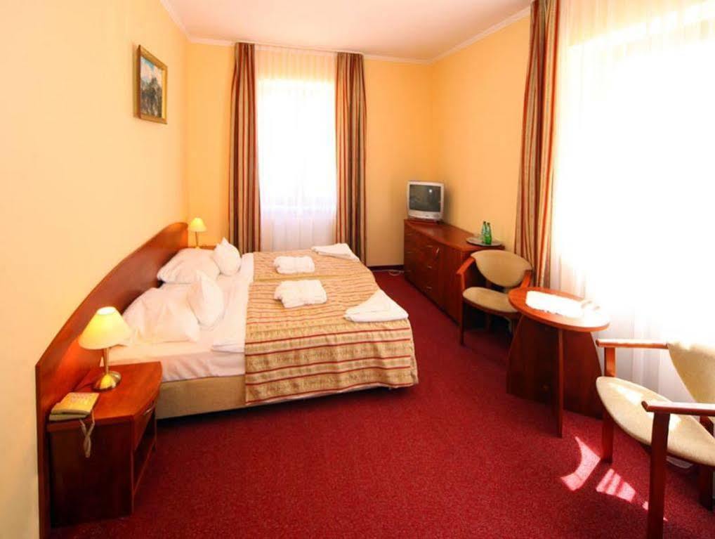 Hotel Le Mont Medical & Spa Swieradow-Zdroj Exterior foto